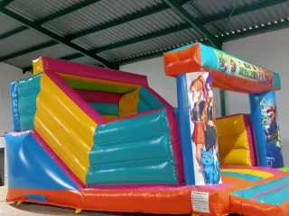 Castillo Hinchable Personalizado