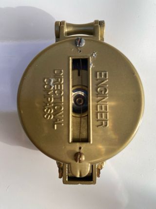 Brújula de latón ENGINEER