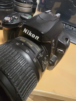 Cámara Nikon D40 + Objetivo AF