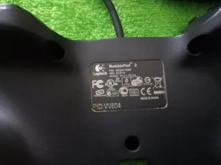 Logitech Rumblepad 2 - Comando