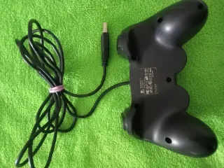 Logitech Rumblepad 2 - Comando