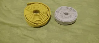 Judogi 190 cm con cinturones blanco y amarillo