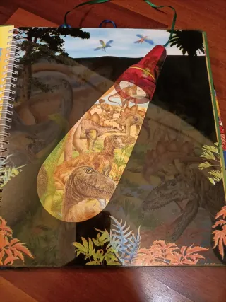 Libro Linterna Dinosaurios