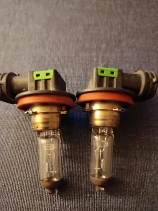 Bombilla Philips H11 pareja y piloto luz matricula