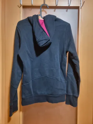 Sudadera Adidas con logo floral