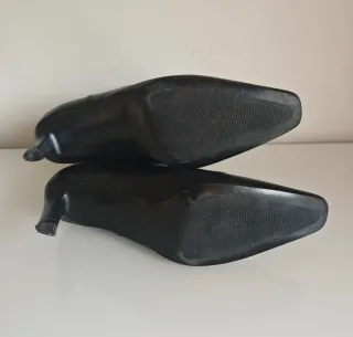 Botines negros mujer