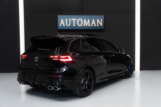 VOLKSWAGEN GOLF 8 R PERFORMANCE