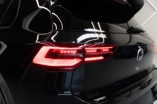 VOLKSWAGEN GOLF 8 R PERFORMANCE