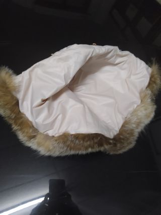 Gorro chaqueta blanco con pelo