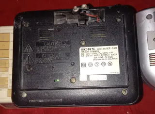 3 Radios Antiguas (Piezas)10€.Lote.