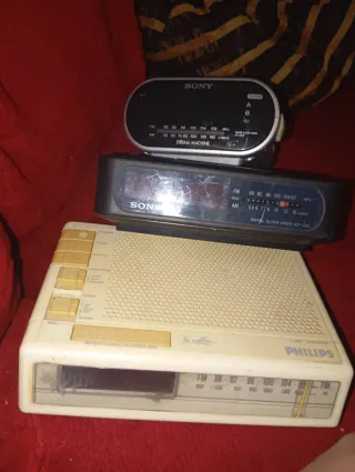 3 Radios Antiguas (Piezas)10€.Lote.