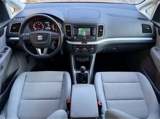 SEAT Alhambra como nuevo. 1.4i gasolina pegatina C