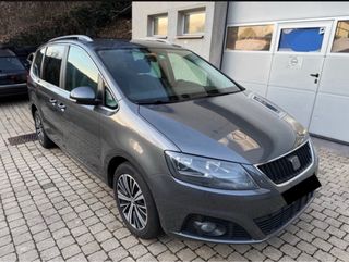 SEAT Alhambra como nuevo. 1.4i gasolina pegatina C
