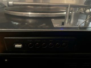 Mesa Mezclas DJ Behringer DJX 750, regalo plato