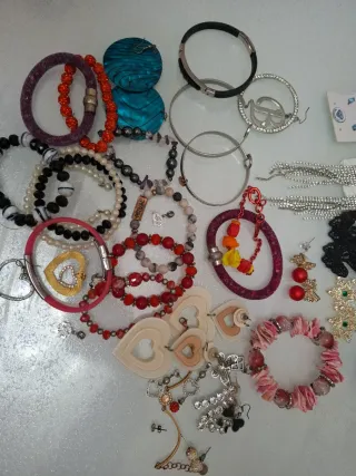 Lotto bigiotteria donna