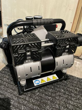 Compressore aria Fiac 6L 8 Bar Silenziato