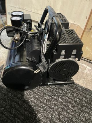 Compressore aria Fiac 6L 8 Bar Silenziato