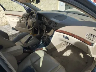 Volvo S80 2005