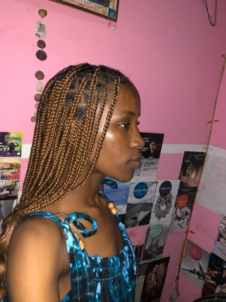 Trenzas africanas y box braids a domicilio (Madrid