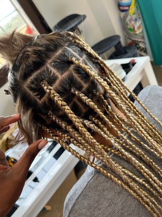 Trenzas africanas y box braids a domicilio (Madrid