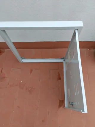 Puerta Metálica Contador Trifásico