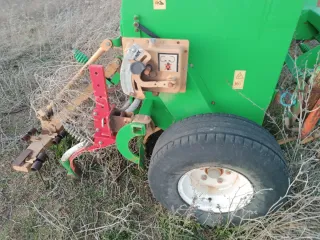 Sembradora Solano Horizonte Plus-400