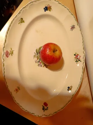 Fuente San Claudio Frutas y Flores