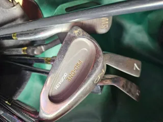 Set Palos Golf con Funda Mizuno