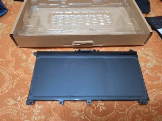 2 Batterie HP HT03XL Usate