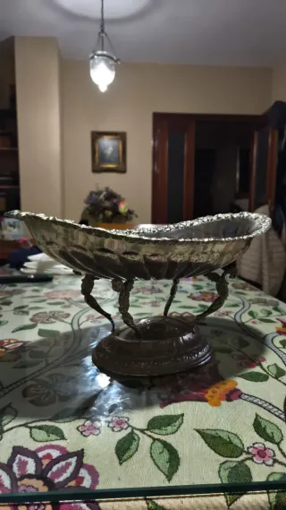 Centro de mesa antiguo de alpaca