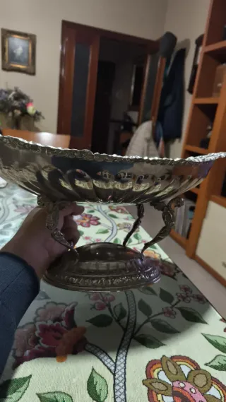 Centro de mesa antiguo de alpaca