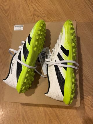 Botas fútbol Adidas Predator League TF 38.