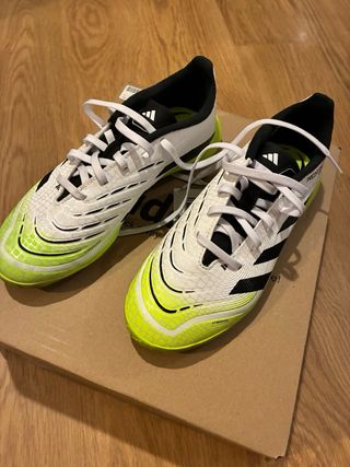 Botas fútbol Adidas Predator League TF 38.