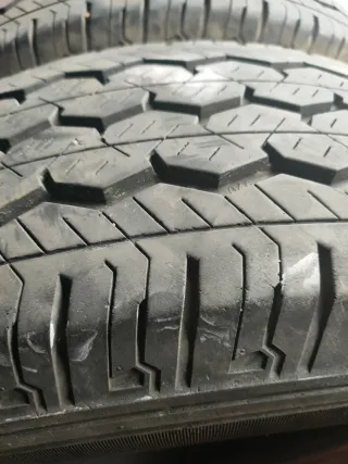 Juego de 2 neumáticos TRAZANO 205/65R16C