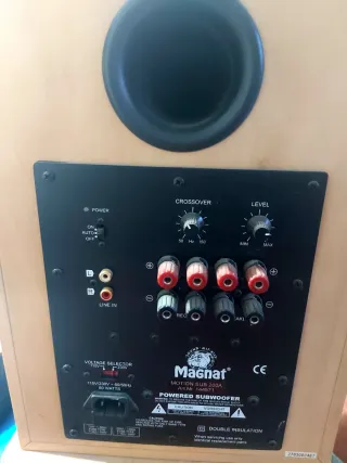 Home cinema: Harman Kardon AVR 330 con 6 altavoces