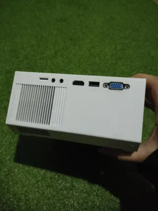 Proyector Blanco y Negro