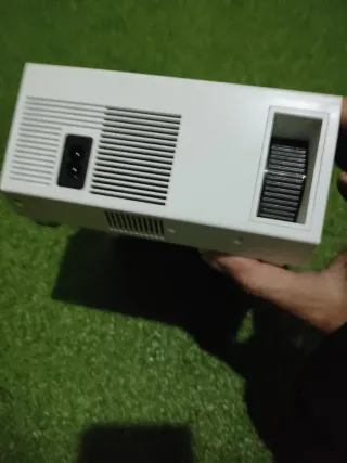 Proyector Blanco y Negro