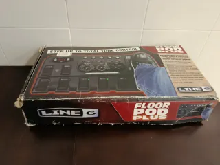 Pedalera Line 6 Floor POD Plus Guitarra