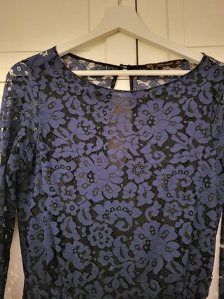 Mono Zara encaje azul y negro talla S