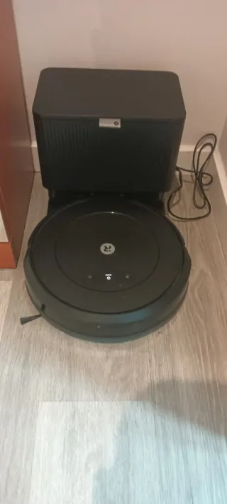Robot Aspirador Roomba Essential