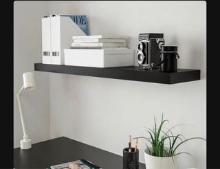 Estantería madera y metal negra/marrón