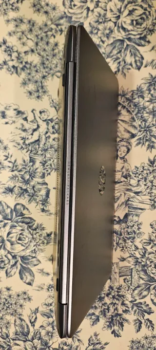 HP EliteBook Folio 1040 G2 i7 5600U 256GB SSD NVMe