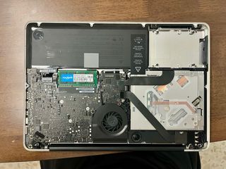 MacBook Pro 13” 2013 i5 16GB - PARA PIEZAS!