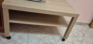 Mesa y sillas de comedor. URGENTE