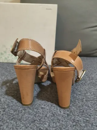 Sandalias tacón HAZEL color maquillaje