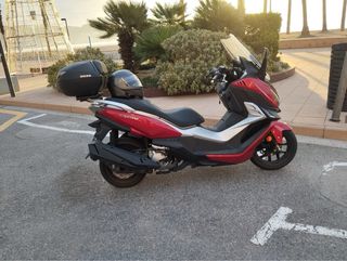 Moto SYM Cruisym 300cc