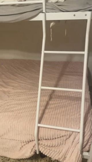 Cama litera metálica blanca