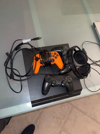 MEGAPACK PS4 (PlayStation 4) + Accesorios