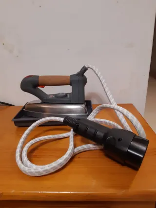 Plancha Vaporetto Pro Polti