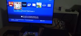 PS4 1TB + Monitor + 3 Juegos